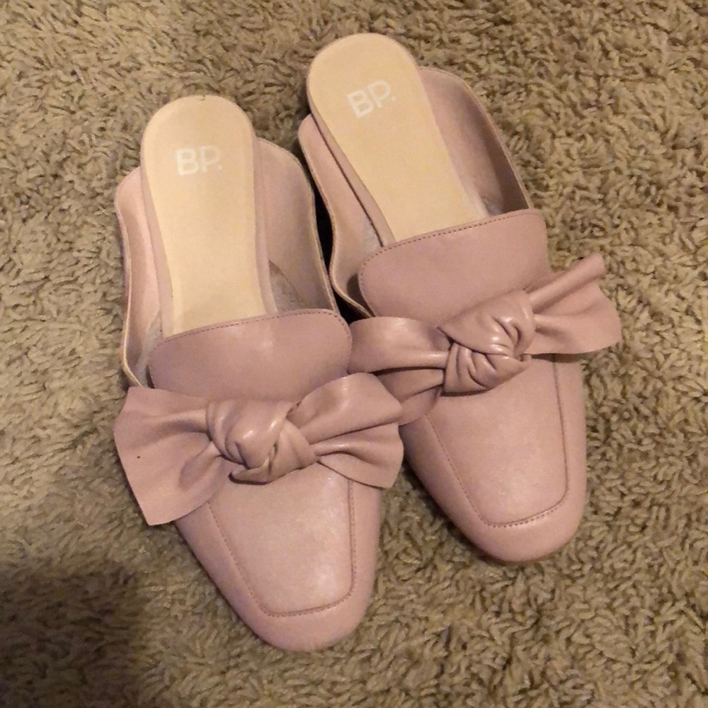 BP pink bow mules